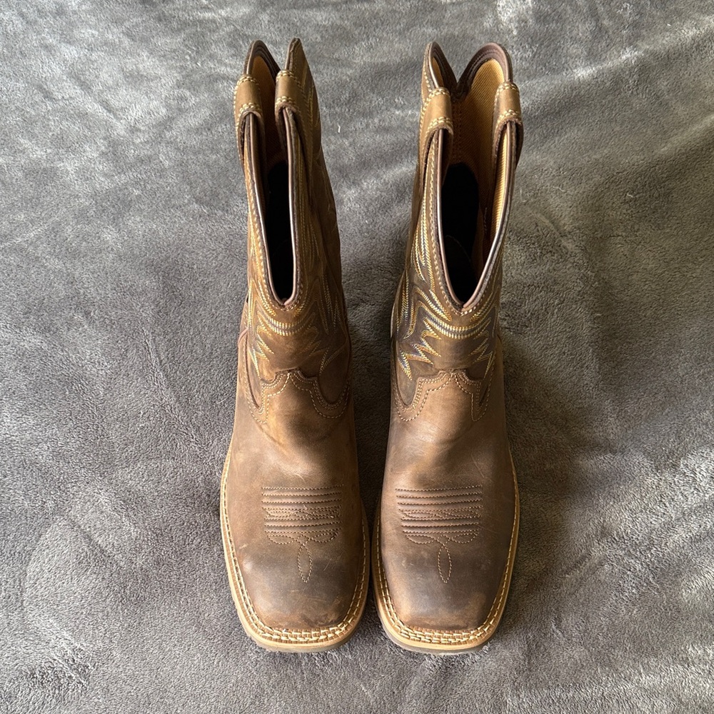 Ariat Men's Distressed Brown Western Boots